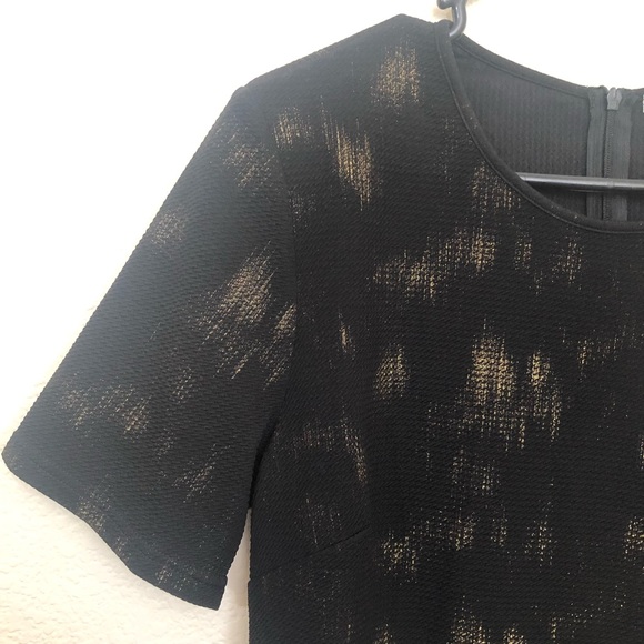 COLLECTIVE CONCEPTS Large (fits small) Short Sleeve Knit Top Black NWOT - Picture 3 of 12